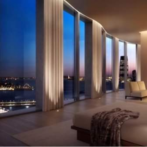 Meet your Posher, Jon - Picture 2 of 3